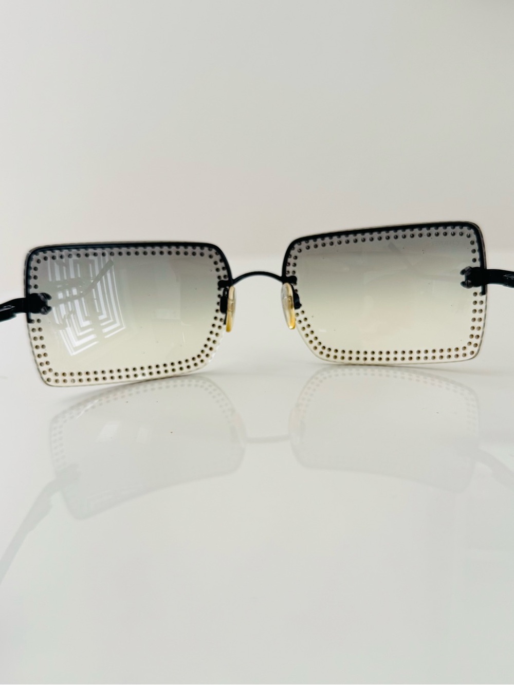RARE 🍒 Vintage Chanel rimless CC Swarovski sunglasses - Picture 8 of 10